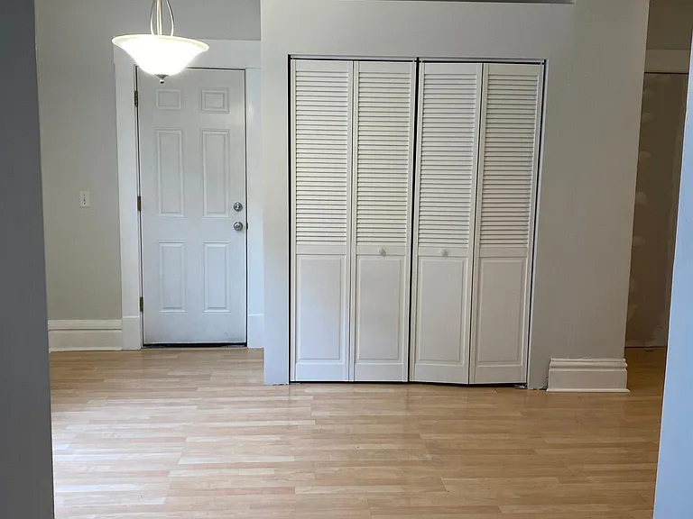 266 Fuller Ave SE #1 — Photo 4