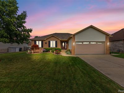 53076 Black Creek Dr, Chesterfield, MI, 48047