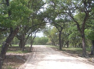 186 Dally Rd, Fredericksburg, TX 78624