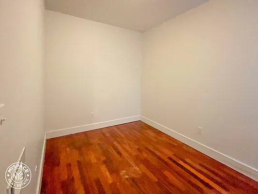 Rented by MySpaceNYC | media 18