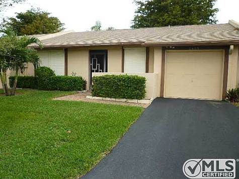 1st image of 5468 Viburnum Cir