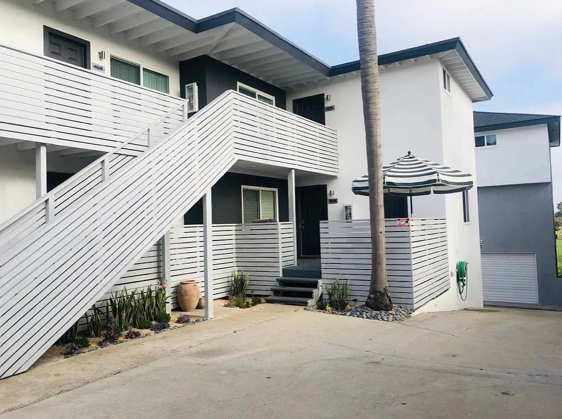 2 bed, 1200 sqft, $2,995 — Photo 1