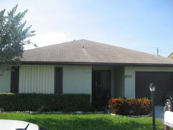 6283 Red Cedar Cir, Greenacres, FL 33463