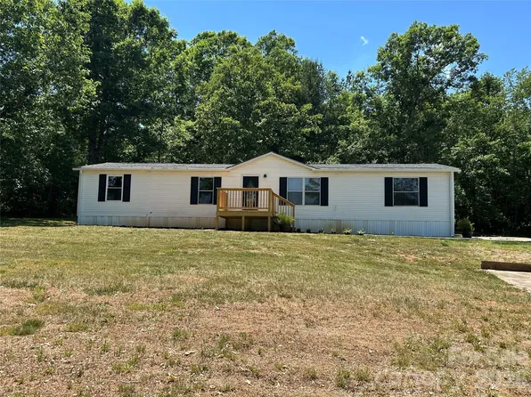 370 Walker Rd, Nebo, NC 28761