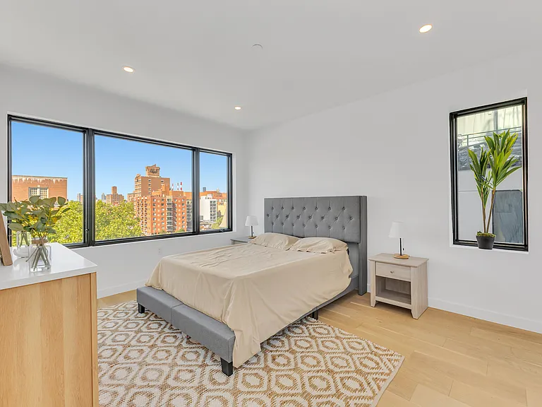 21-10 31st Ave #6R — Photo 10