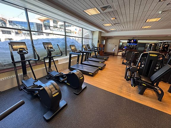 3rd image of 400 Resort Rd #725