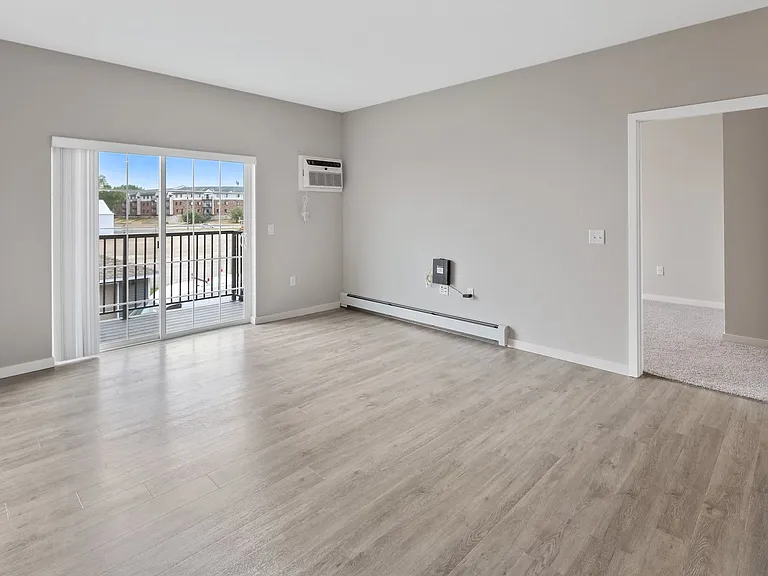 Encore Park Apartments — Photo 13