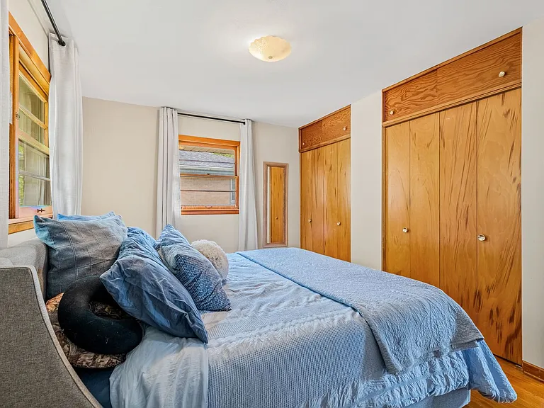 1416 University Dr — Photo 20