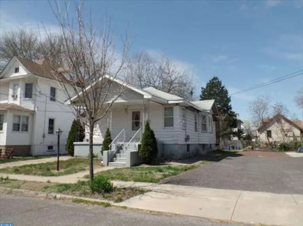 3 W Narberth Ter, Collingswood, NJ 08108