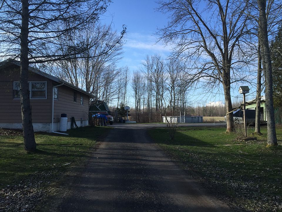 2nd image of 9543 Black Creek Rd