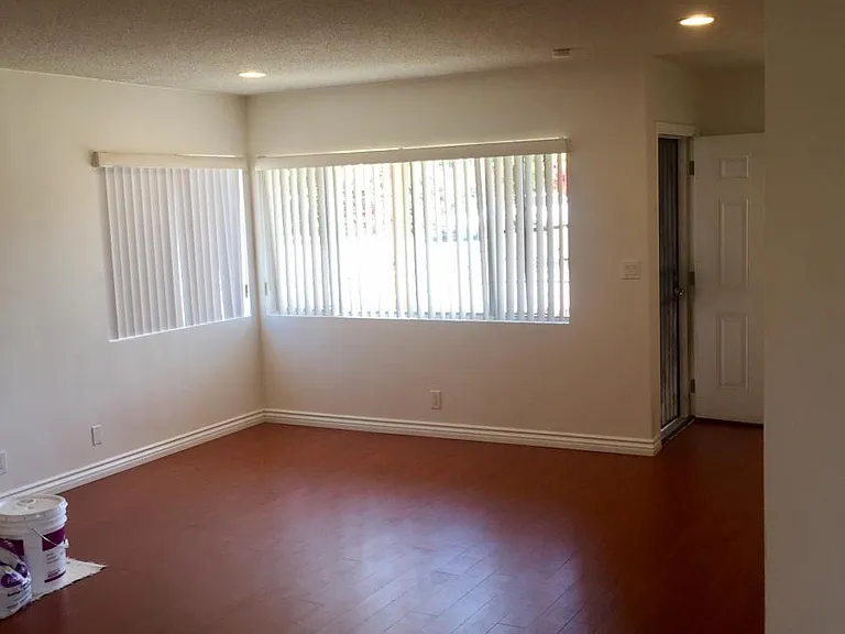 Large living room with recess lighting