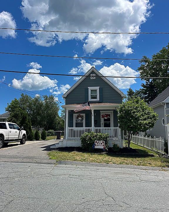 1st image of 20 Jean St