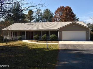 84 Evergreen Pl, Sparta, TN 38583