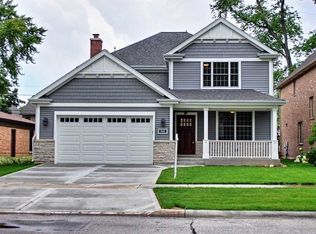 914 N Walnut Ave, Arlington Heights, IL 60004
