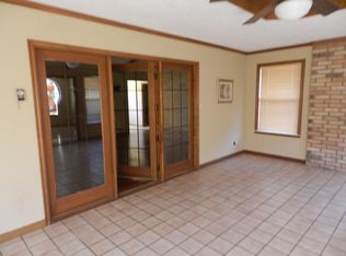 2015 Kelly Dr, Sulphur, OK 73086