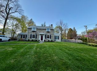 493 School Ln, Wayne, PA 19087