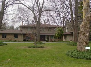 2451 Edgehill Rd, Toledo, OH 43615