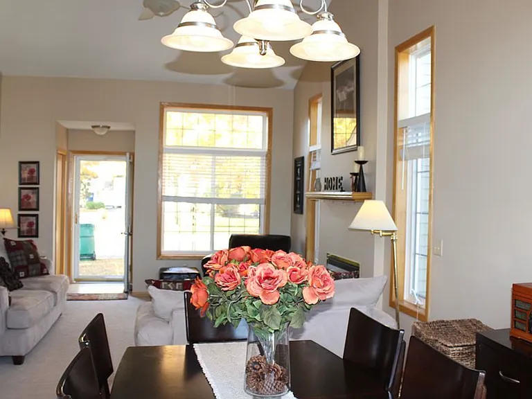 18216 Warbler Ln — Photo 3