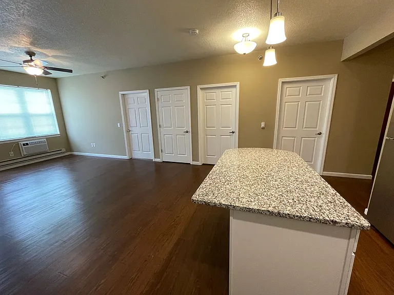 Grasslands Apartments — Photo 28