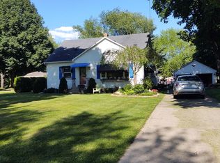 7368 12th Ave, Jenison, MI 49428