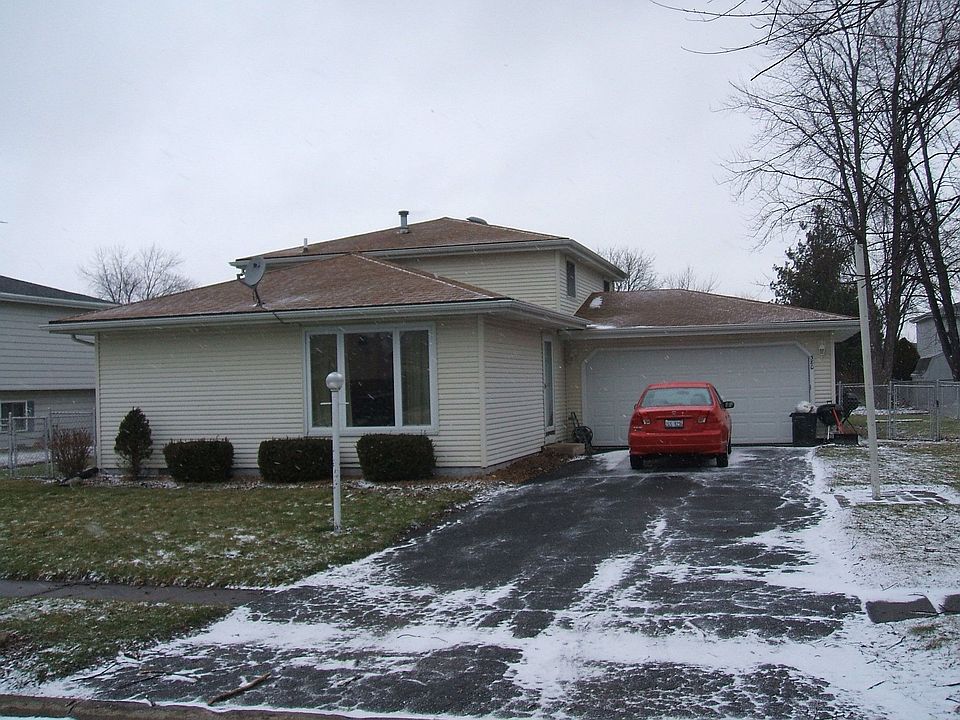 1st image of 380 Karen Dr