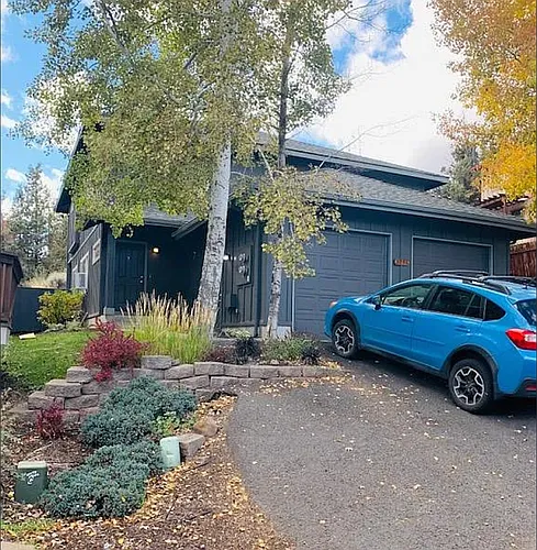 1731 NE Lotus Dr #1 Photo 1