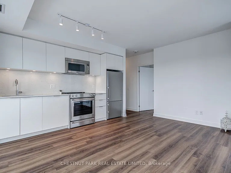 30 Samuel Wood Way #2402 — Photo 24