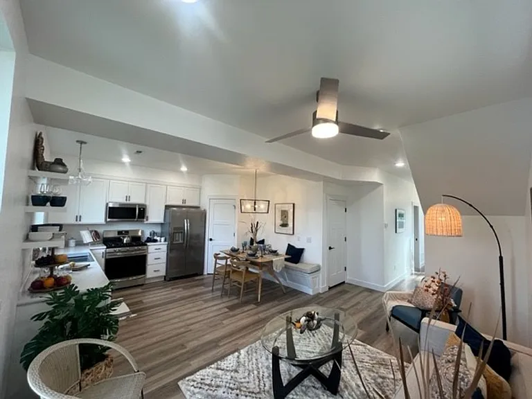 237 Fairgrounds Rd — Photo 1