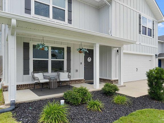 3rd image of 3153 Heritage Oaks Cir