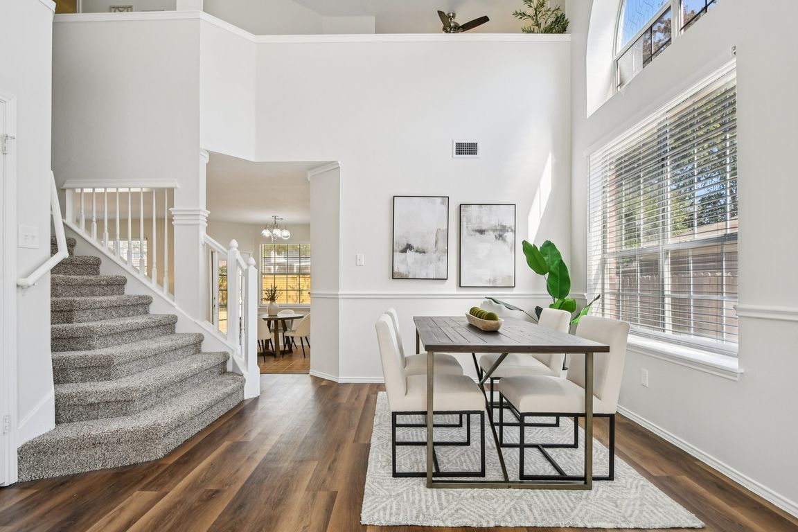 next background image