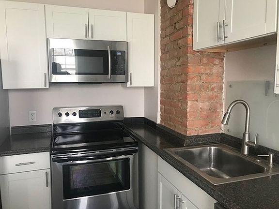 3rd image of 4300 Apple Ave #4300