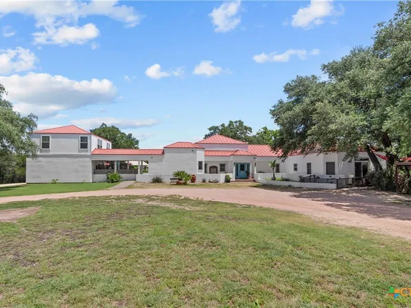 6750 N Lakeview Dr, Salado, TX 76571