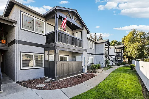 The Cottages at Vine Hill Creek Photo 1