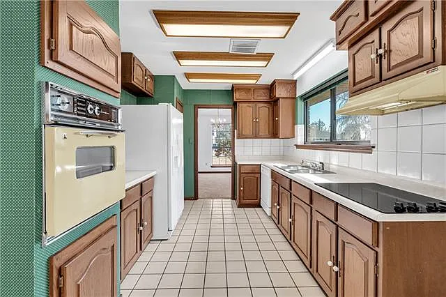 14 Zee Ann Dr — Photo 7