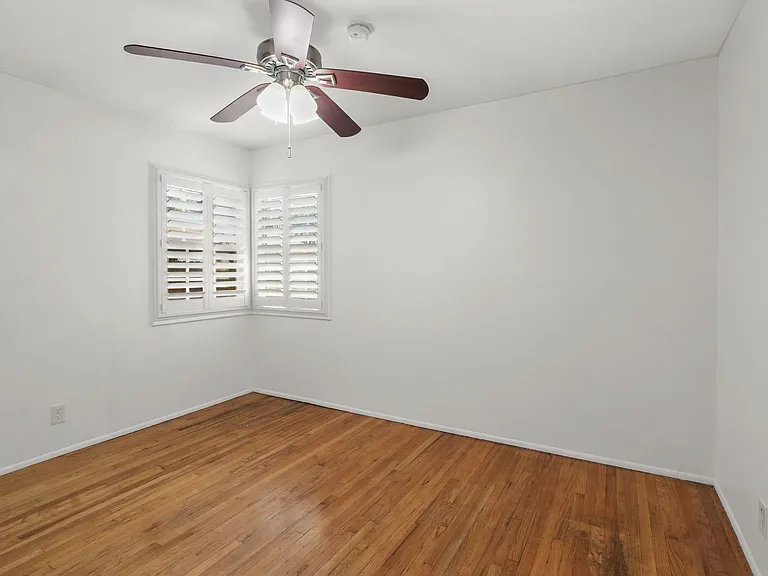 413 Adlena Dr — Photo 11