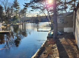 11 Fenton St, Holland, MA 01521