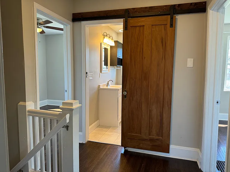 1803 Avonlea Ave — Photo 21