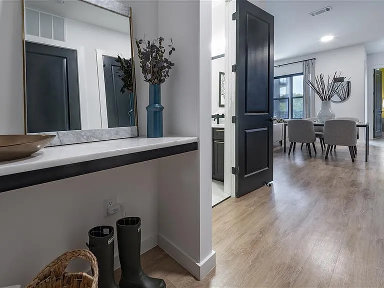 Hazel Southpark — Photo 13