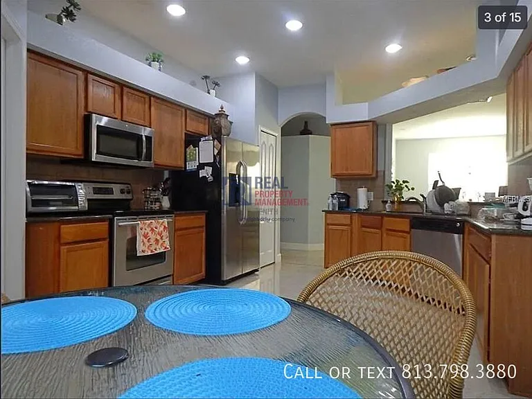 452 Westchester Hills Ln — Photo 3