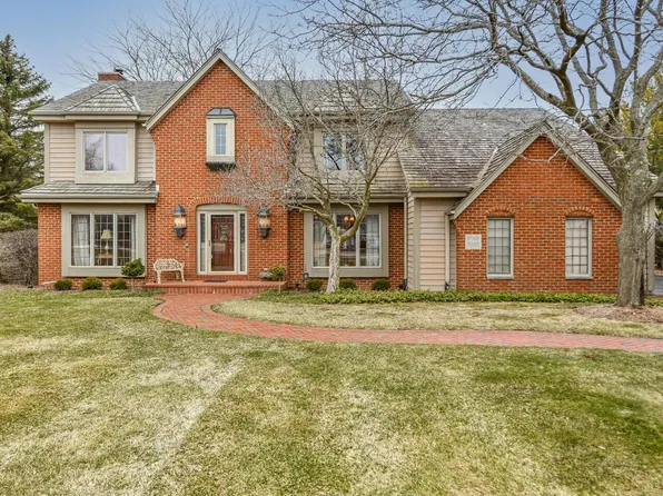 W308N1801 Westlake CIRCLE, Delafield, WI 53018