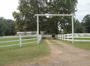 566 George Thomas Rd, Texarkana, TX 75501