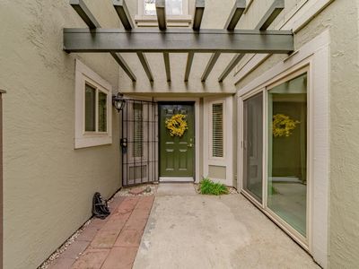 104 Luna Grande Cir UNIT 17, Sacramento, CA, 95834