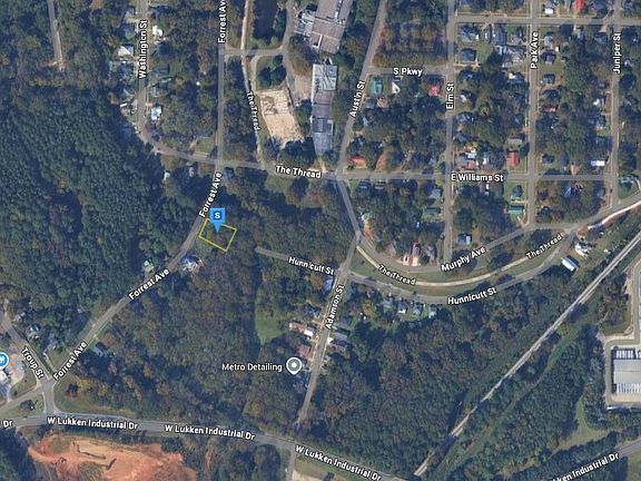 3rd image of 1405 Forrest Ave