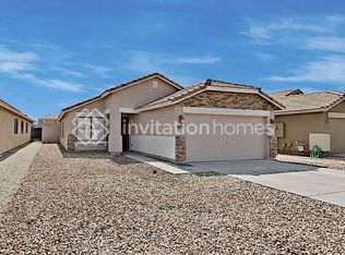 1135 E Vernoa St, San Tan Valley, AZ 85140