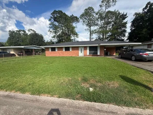 104 Sycamore St, New Iberia, LA 70560