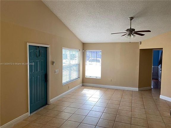 4th image of 11141 SW 9th Pl #11141