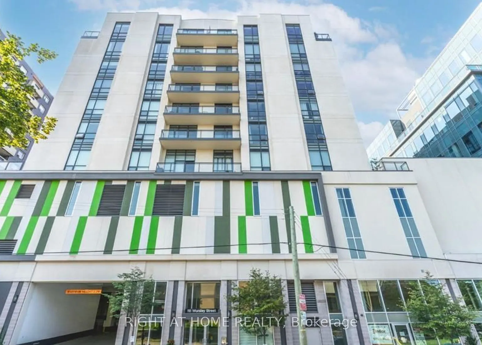 2 bed, $2,250 — Photo 1