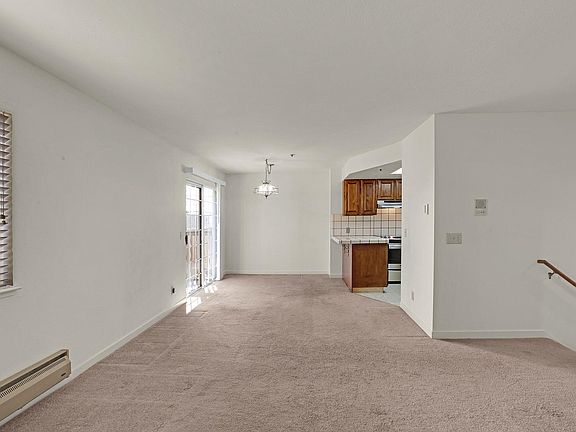 5th image of 519 Baden Ave