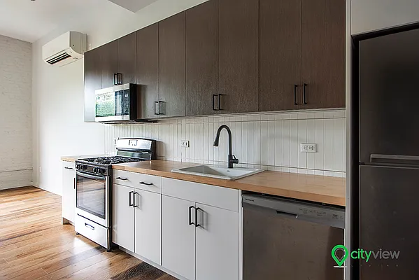 Rented by The KCI Group | media 7