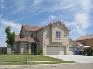 2506 Lorena Ave, Sanger, CA 93657